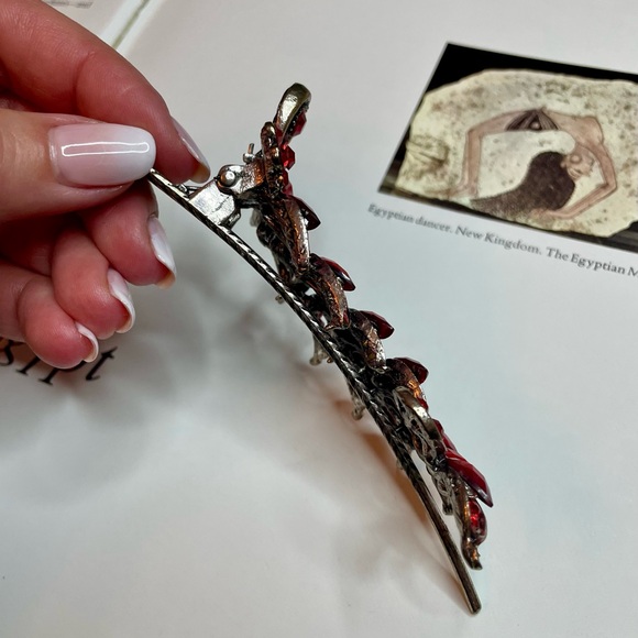 Vintage Red Sparkly Bejeweled Feather Shaped Duckbill Hair Clip - Picture 3 of 7